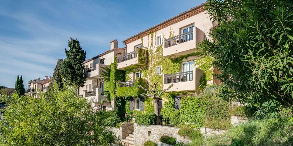 Appartement en location saisonnière sur l'île des Embiez avec vue mer