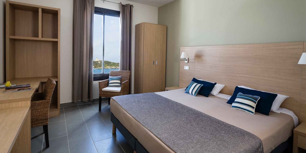Appartement en location saisonnière sur l'île des Embiez, à proximité de Sanary