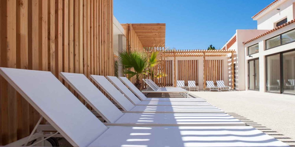 L'hôtel Hélios 4 étoiles et son spa sur l'île des Embiez, à proximité de Sanary